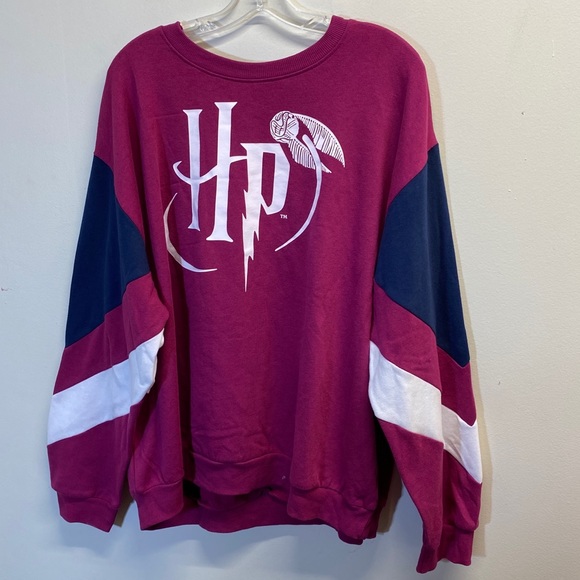 Harry Potter Quidditch Snitch Sweatshirt Size Junior Size XL - Picture 5 of 15